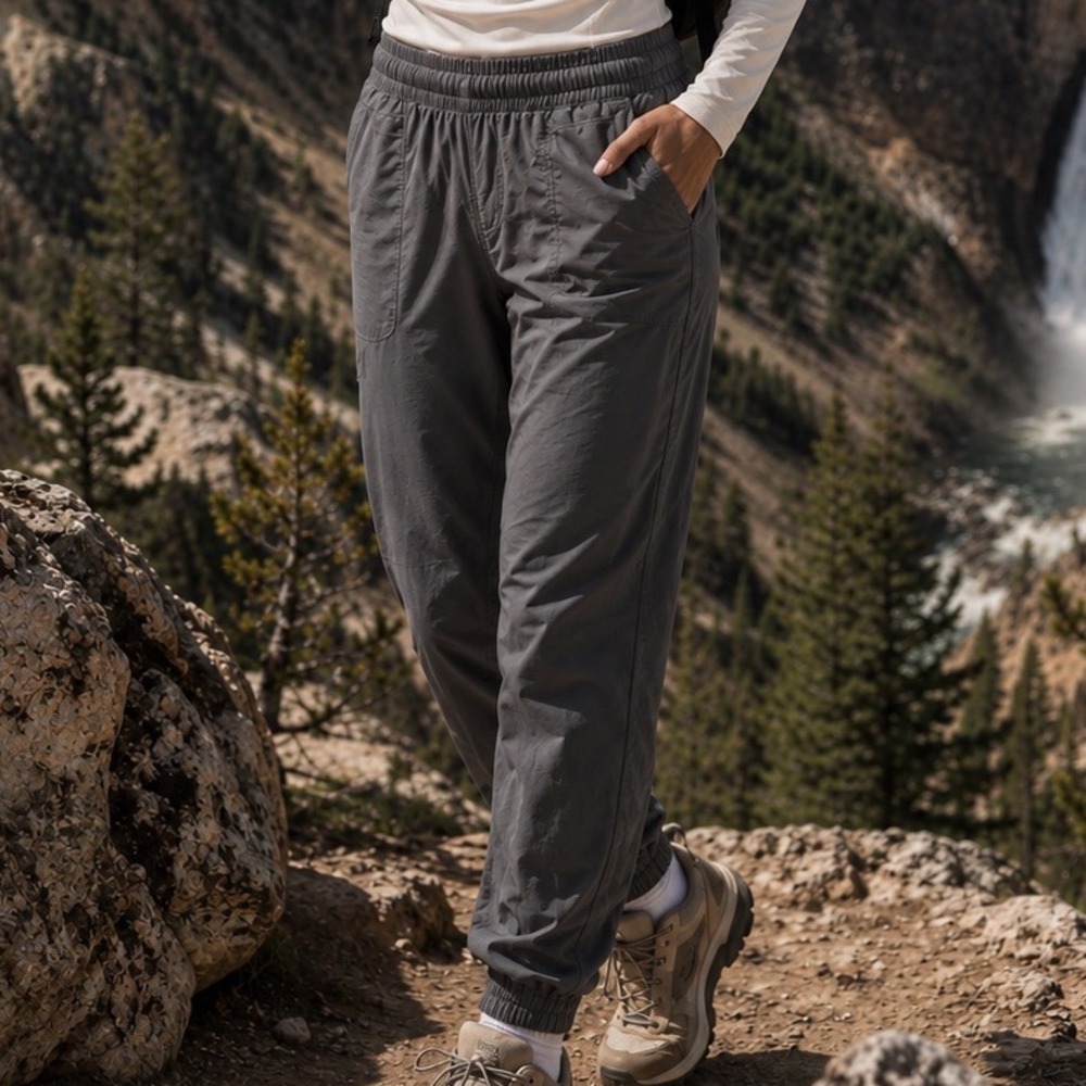 The North Face Womens Never Stop Wearing Cargo Pants Grey Joggers 2 Regular CR5